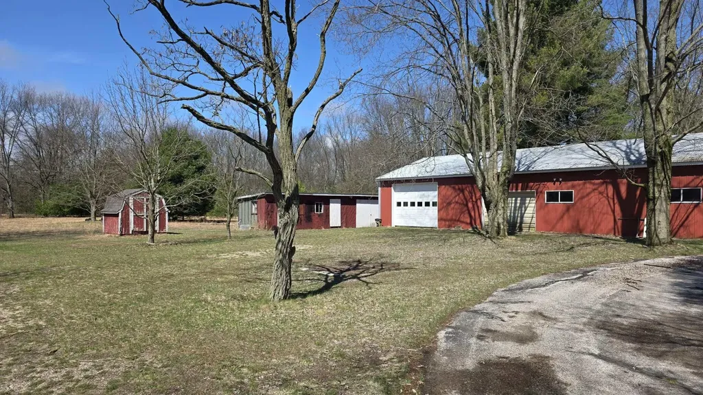 9945 Us-31 Grant Township MI 49411
