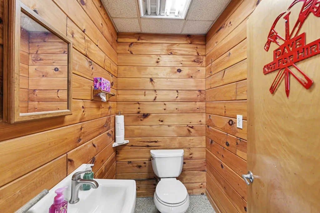 14481 N Coates Highway Dickson Township MI 49619