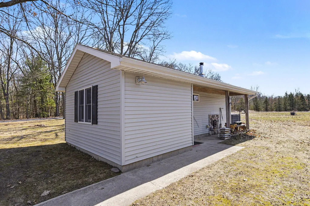14481 N Coates Highway Dickson Township MI 49619