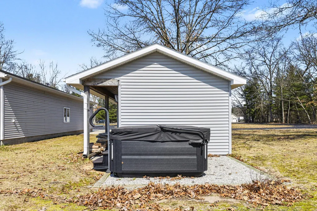14481 N Coates Highway Dickson Township MI 49619