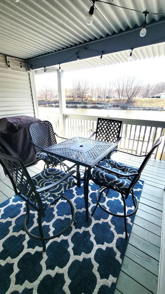 315 5th Avenue Manistee City MI 49660