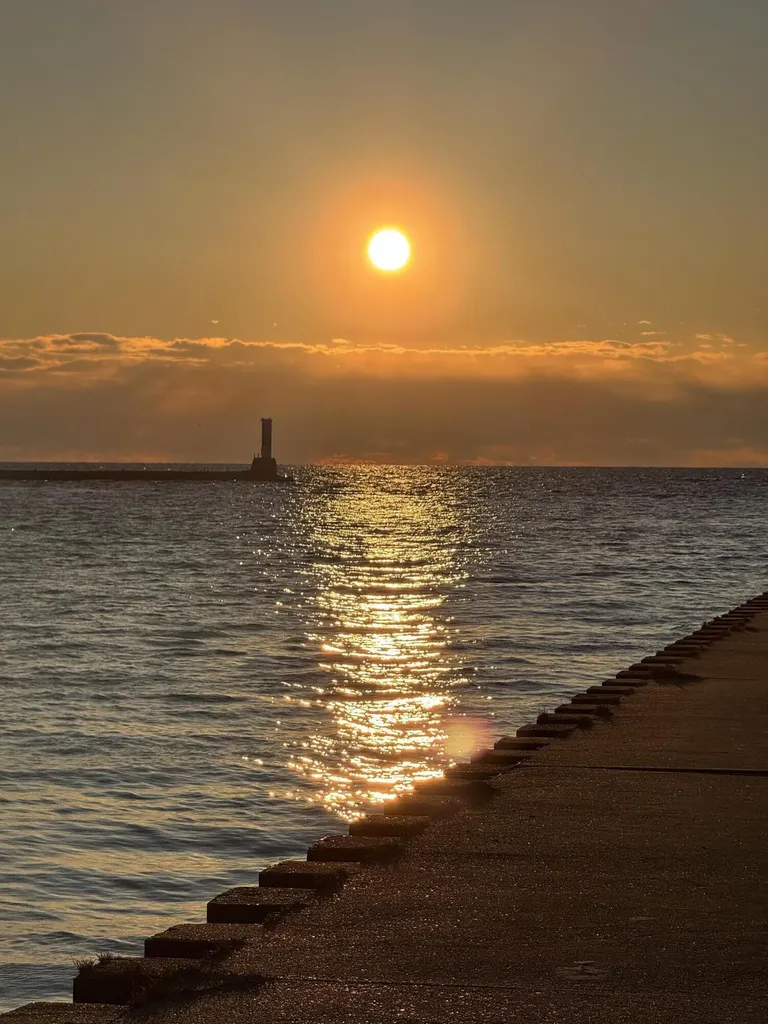 15 N Lakeshore Drive Manistee City MI 49660