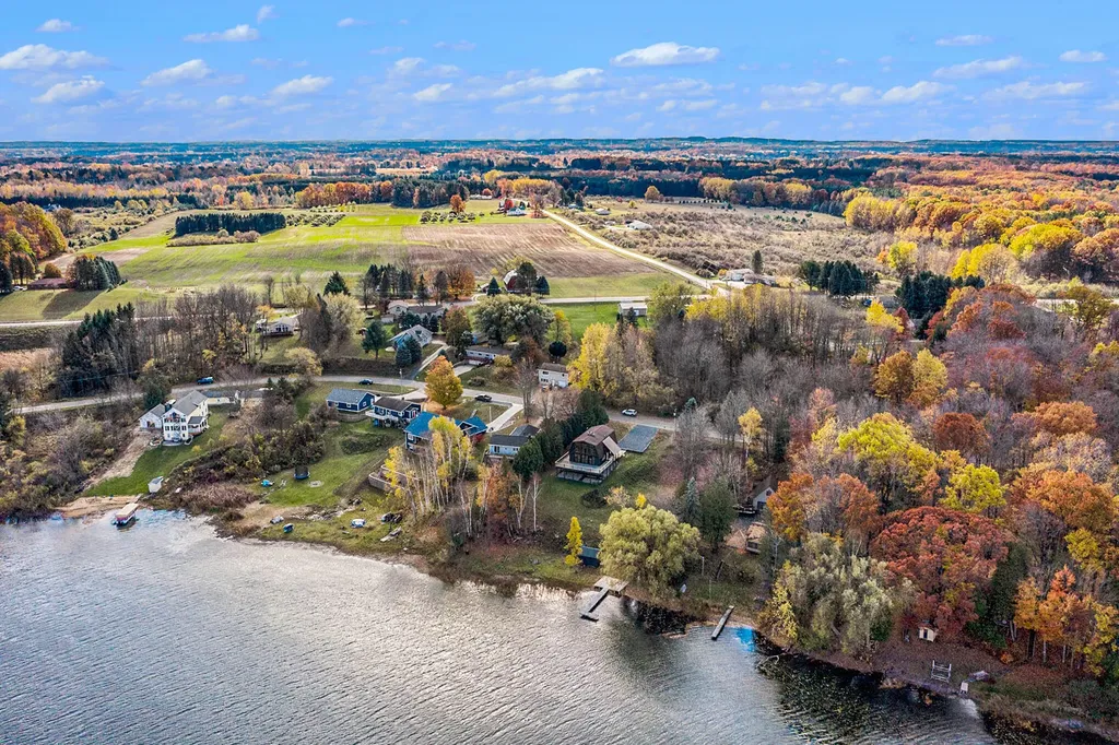 1550 W Chilberg Road Amber Township MI 49454