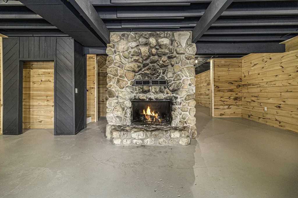 1550 W Chilberg Road Amber Township MI 49454