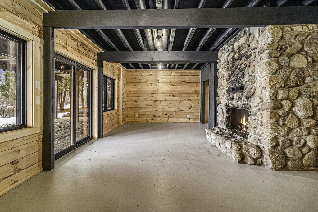 1550 W Chilberg Road Amber Township MI 49454
