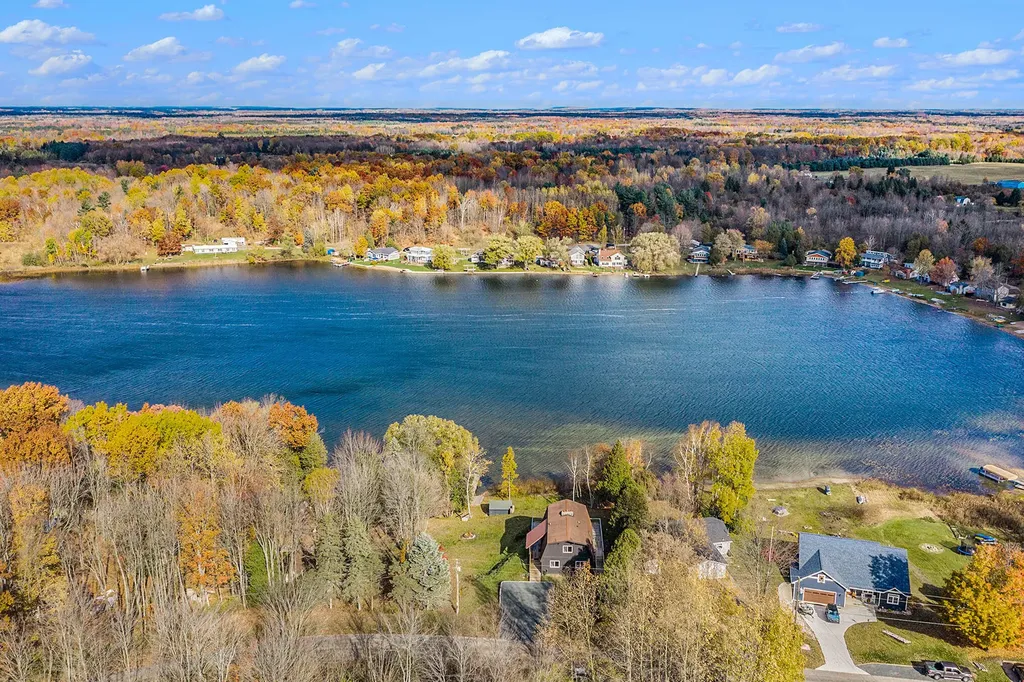 1550 W Chilberg Road Amber Township MI 49454