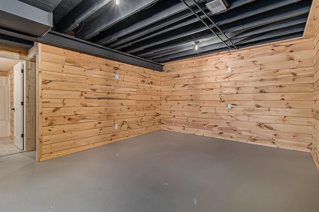 1550 W Chilberg Road Amber Township MI 49454