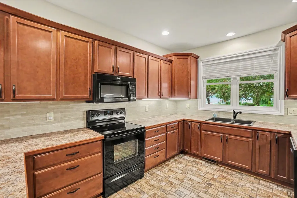 1268 N Blue Heron Drive Ludington City MI 49431