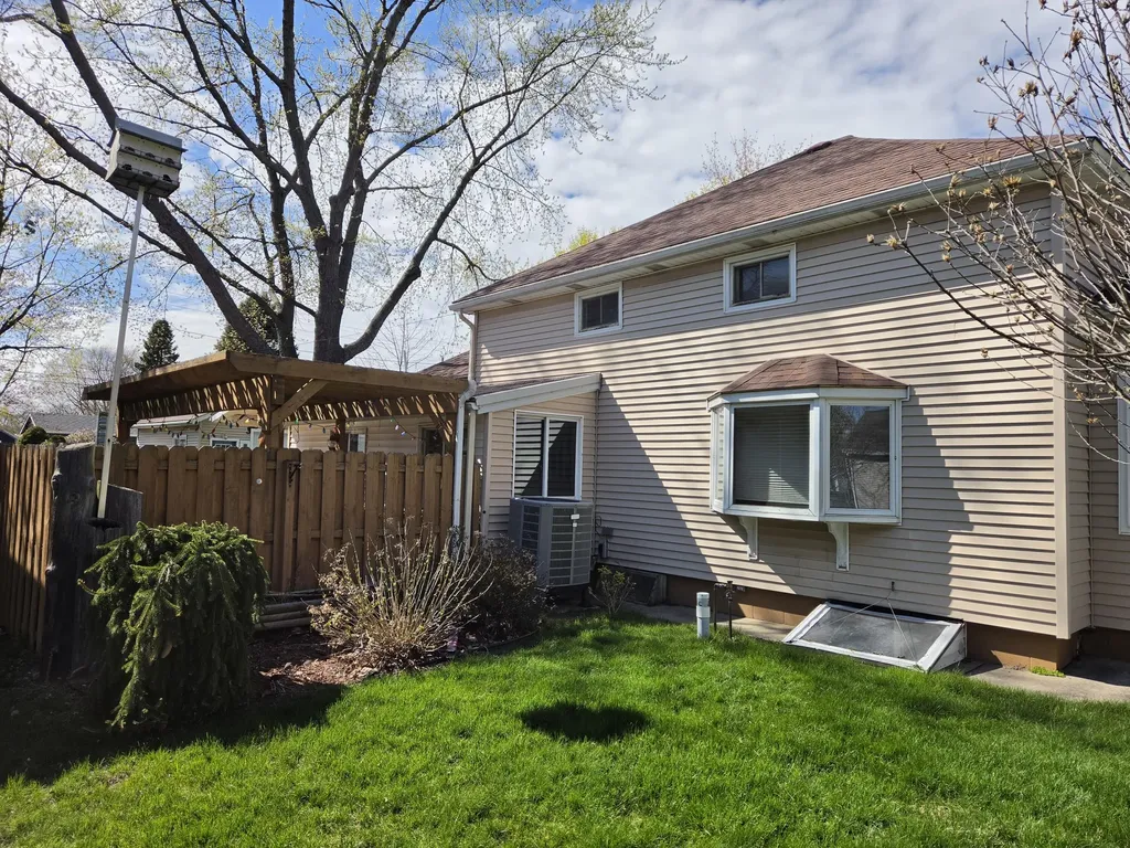 603 New William Street Ludington City MI 49431