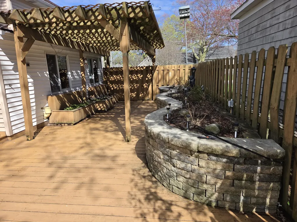 603 New William Street Ludington City MI 49431