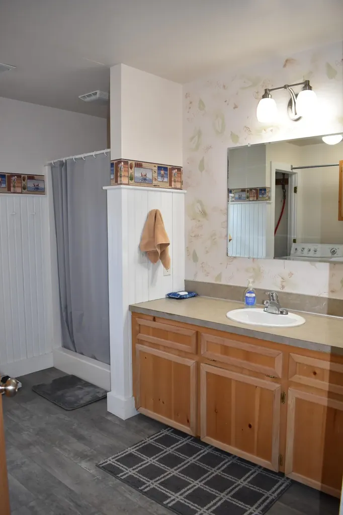 2263 W Riverbend Trail Pleasant Plains Township MI 49304