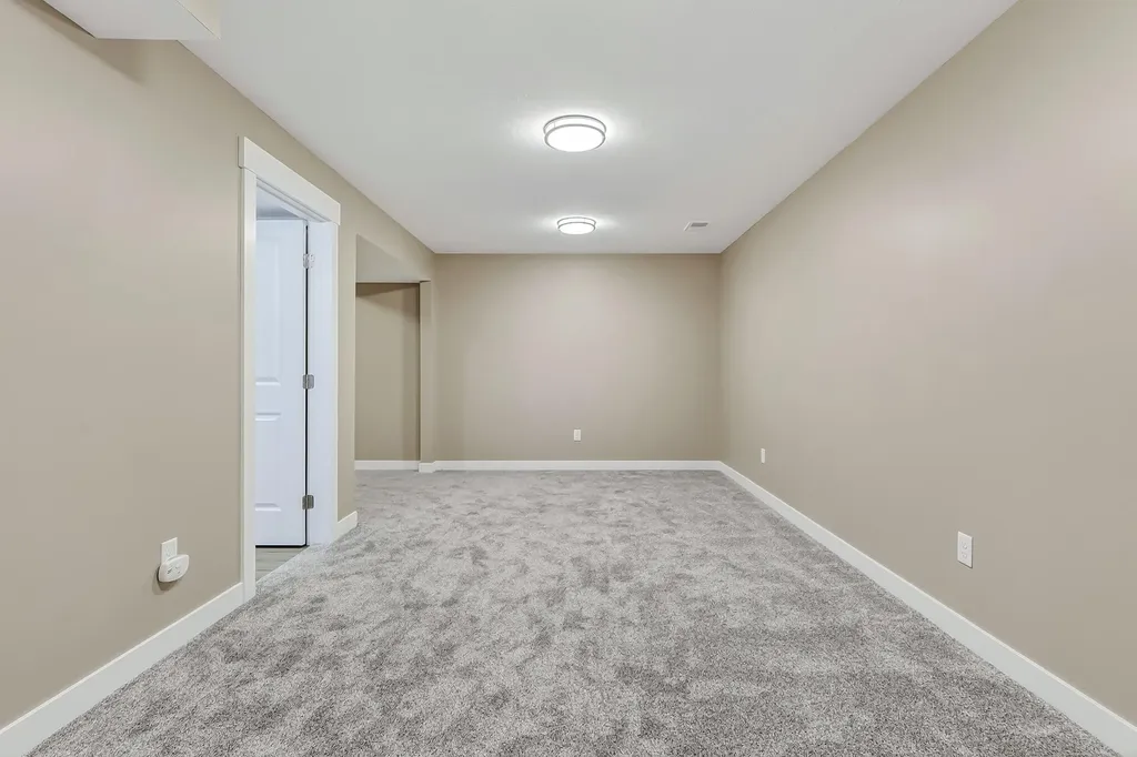 256 Stonecrest Drive Shelby Village MI 49455