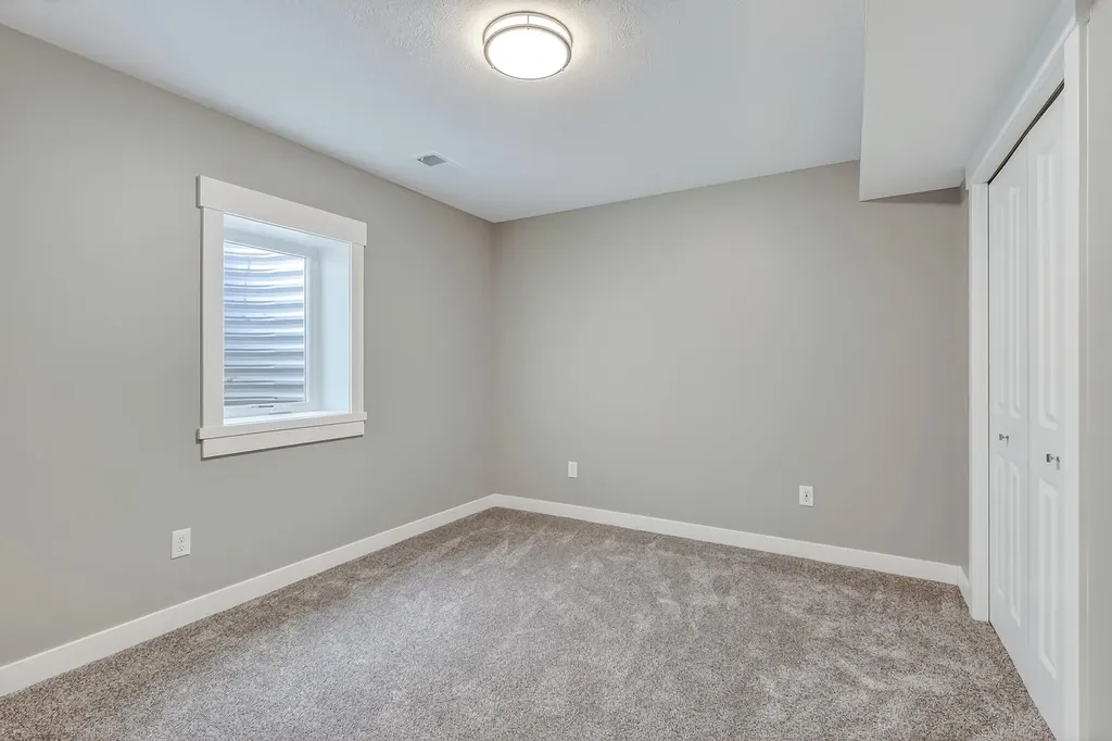 256 Stonecrest Drive Shelby Village MI 49455