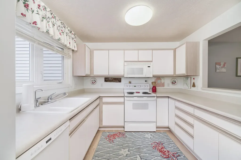 315 5th Avenue Manistee City MI 49660