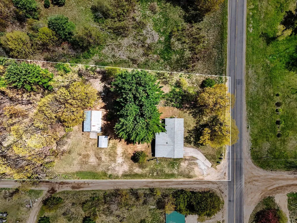 24 E Polk Road Elbridge Township MI 49420