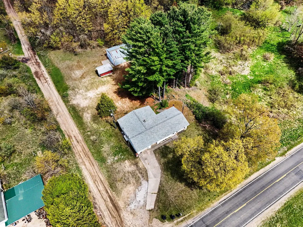 24 E Polk Road Elbridge Township MI 49420