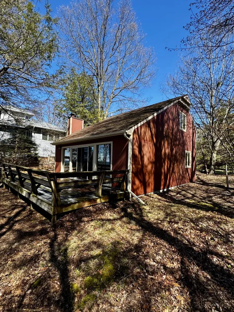 4667 N Lakeshore Drive Golden Township MI 49436