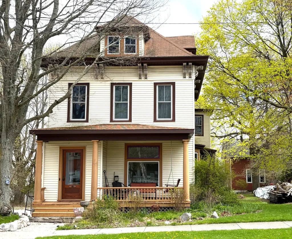 211 Maple Street Manistee City MI 49660