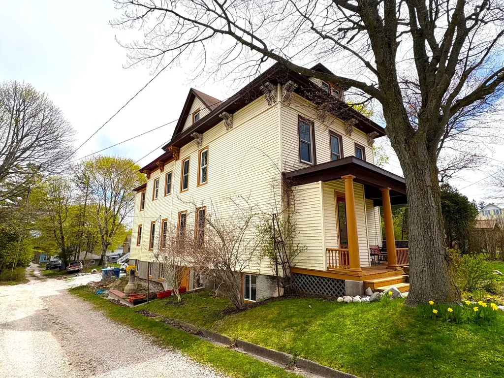 211 Maple Street Manistee City MI 49660