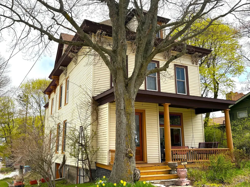 211 Maple Street Manistee City MI 49660