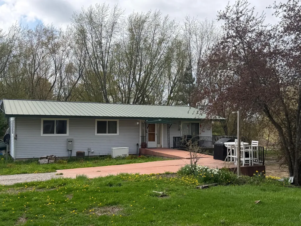 3344 E Hansen Road Custer Township MI 49405