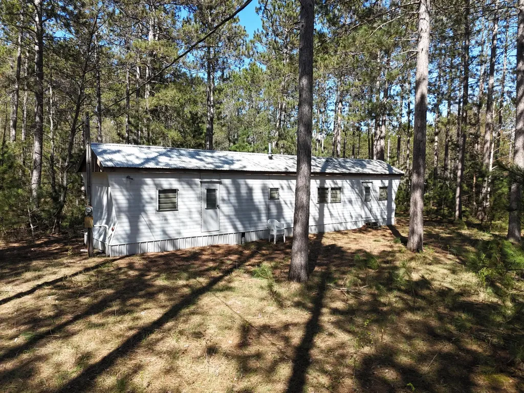 16880 Vondra Road Springdale Township MI 49683