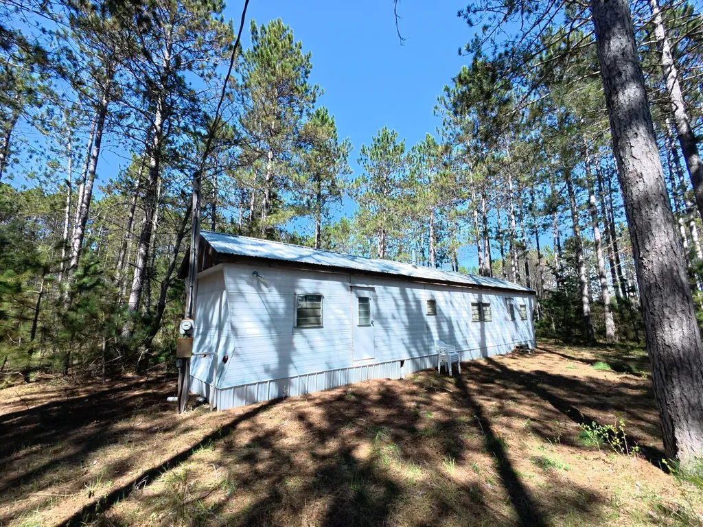 16880 Vondra Road Springdale Township MI 49683