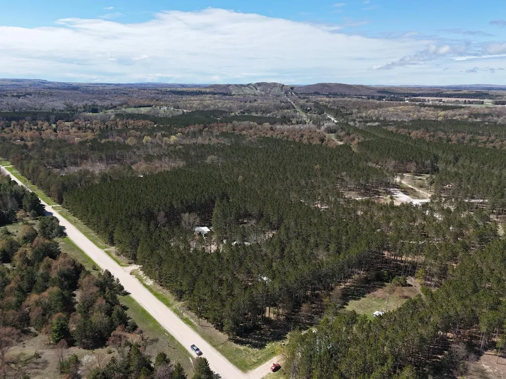 16880 Vondra Road Springdale Township MI 49683