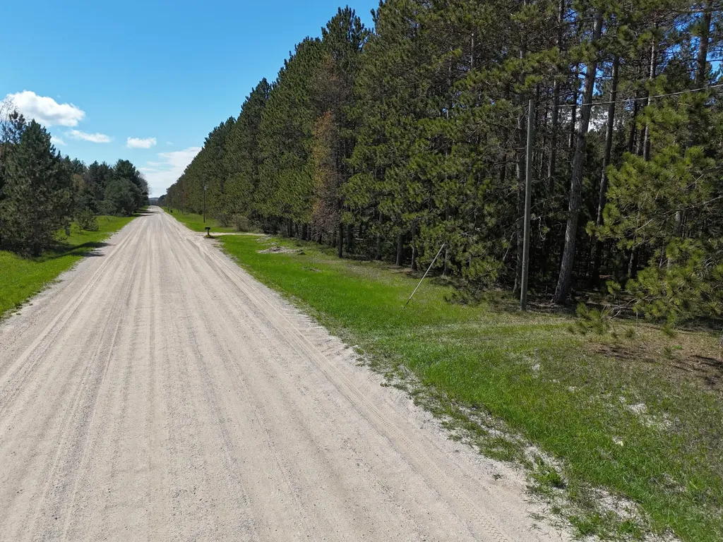16880 Vondra Road Springdale Township MI 49683