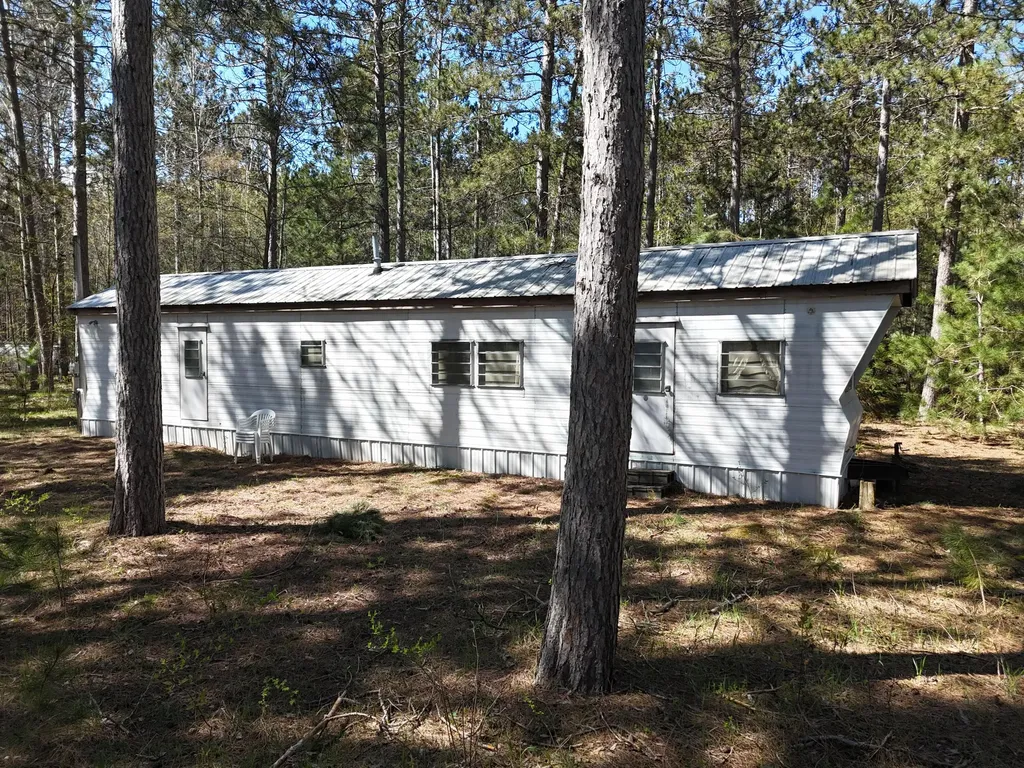 16880 Vondra Road Springdale Township MI 49683