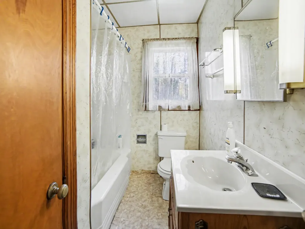 376 N Sunset Terrace Shelby Village MI 49455