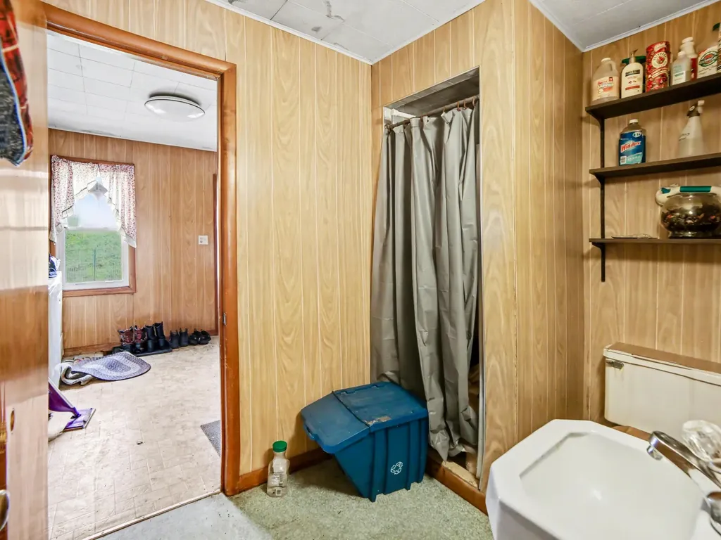 376 N Sunset Terrace Shelby Village MI 49455
