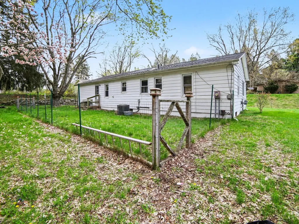 376 N Sunset Terrace Shelby Village MI 49455