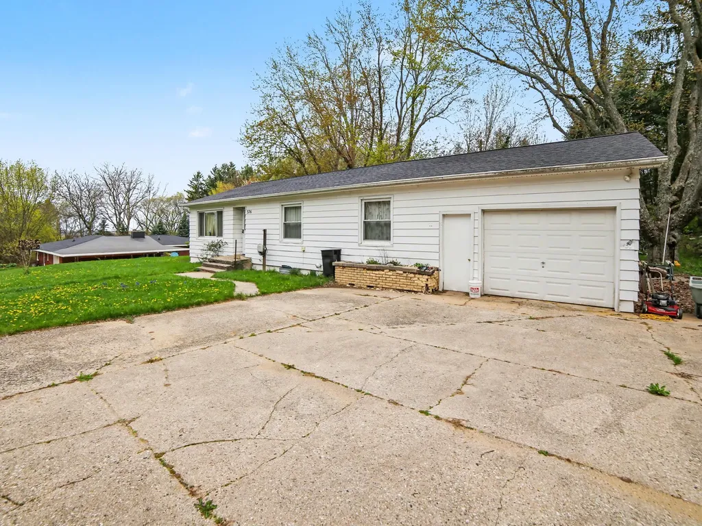 376 N Sunset Terrace Shelby Village MI 49455