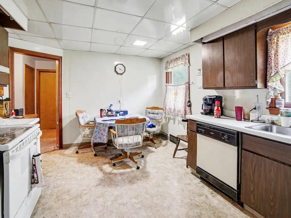 376 N Sunset Terrace Shelby Village MI 49455