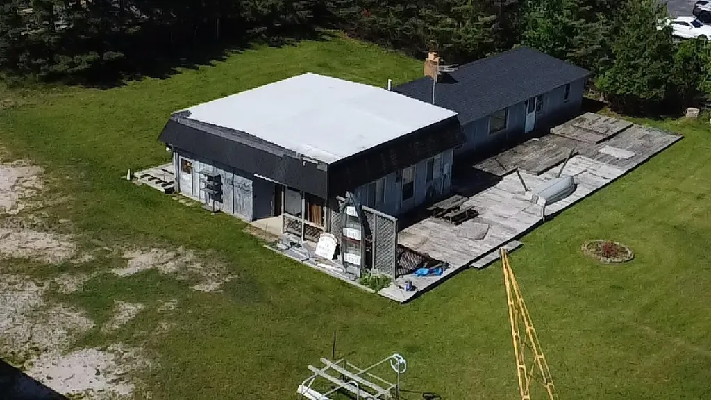 4472 Crescent Beach Road Onekama Township MI 49675