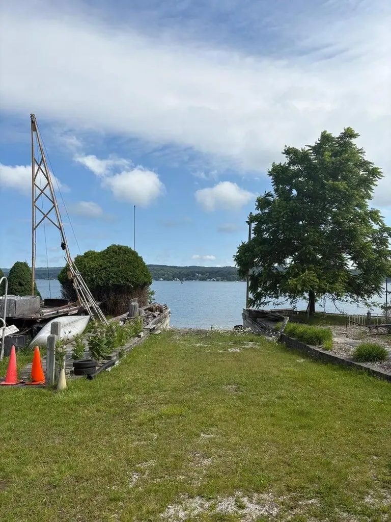 4472 Crescent Beach Road Onekama Township MI 49675