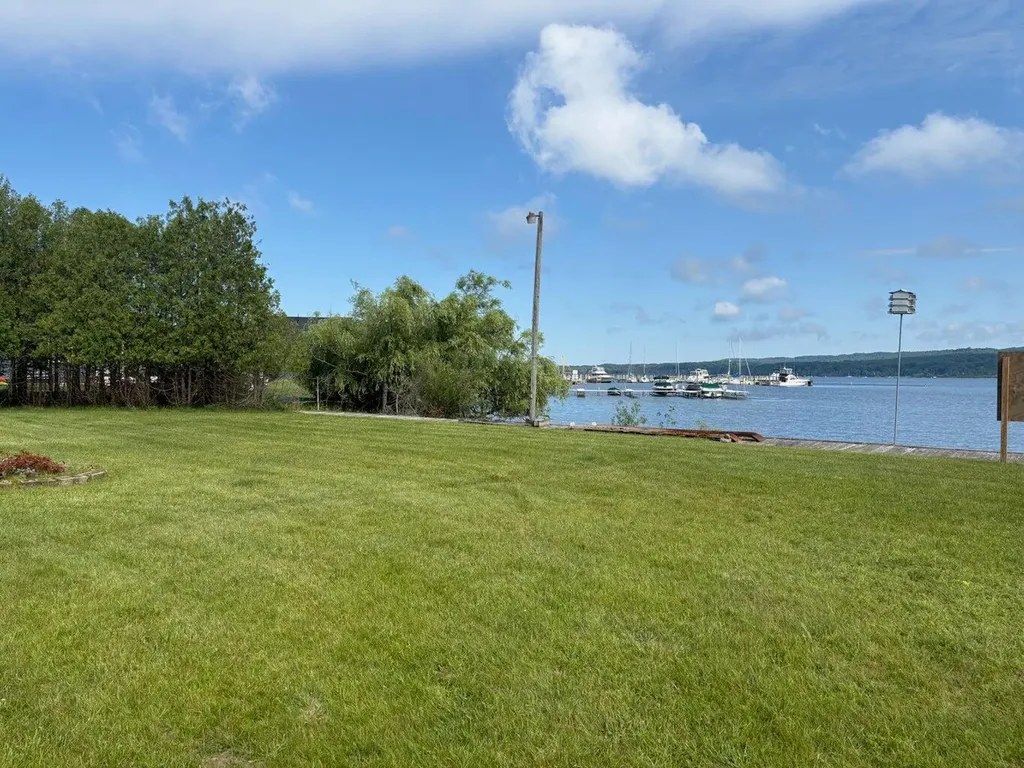 4472 Crescent Beach Road Onekama Township MI 49675
