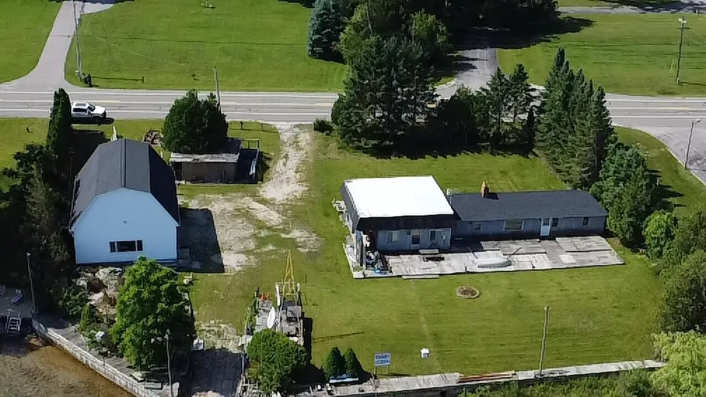 4472 Crescent Beach Road Onekama Township MI 49675