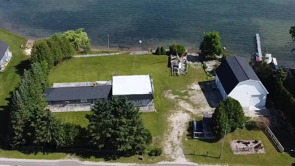 4472 Crescent Beach Road Onekama Township MI 49675