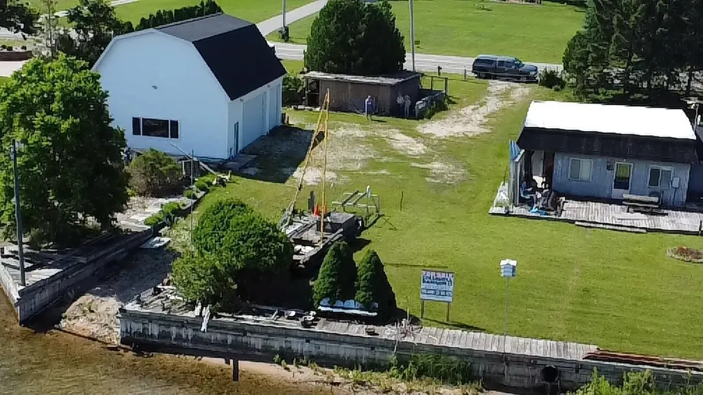 4472 Crescent Beach Road Onekama Township MI 49675