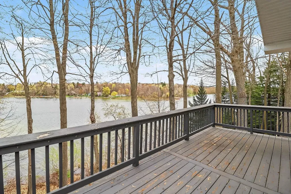 1726 W Chilberg Road Amber Township MI 49454