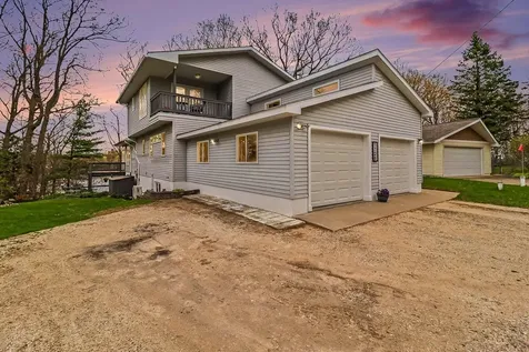 1726 W Chilberg Road Amber Township MI 49454