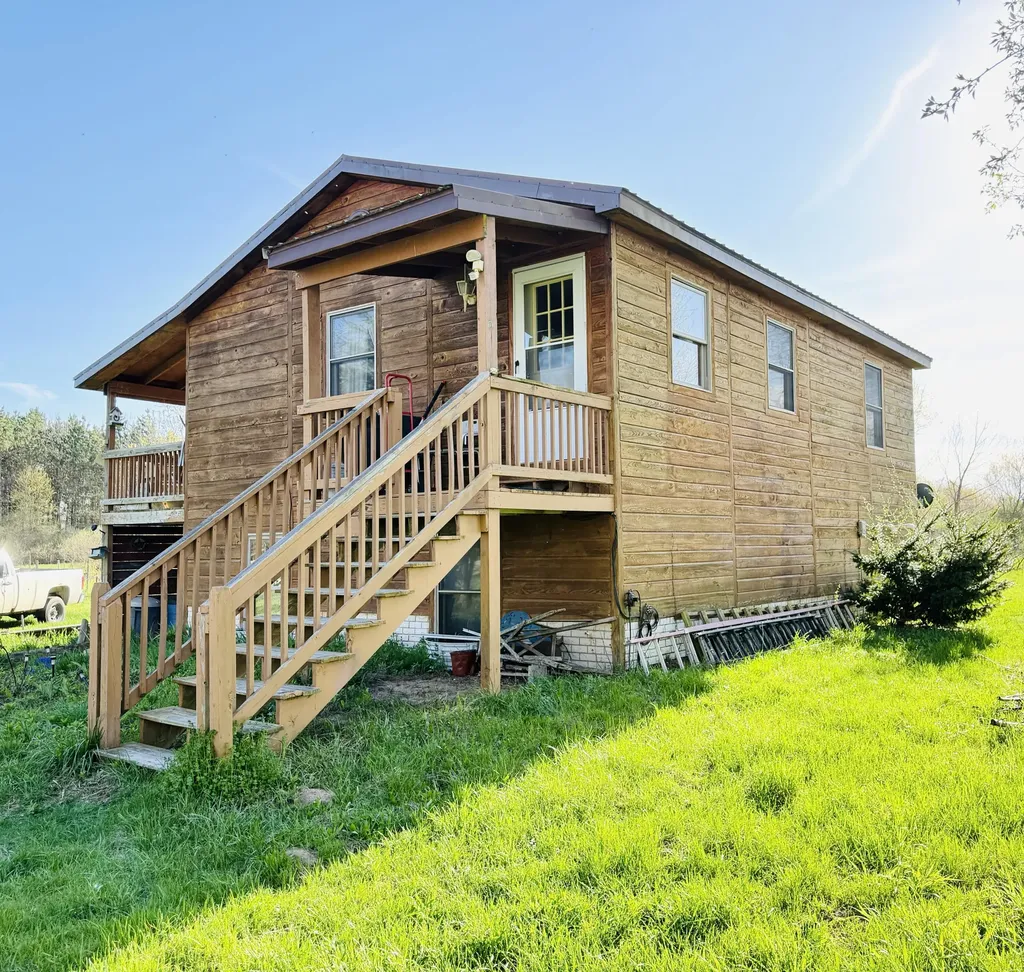 1525 S Poplar Road Custer Township MI 49405