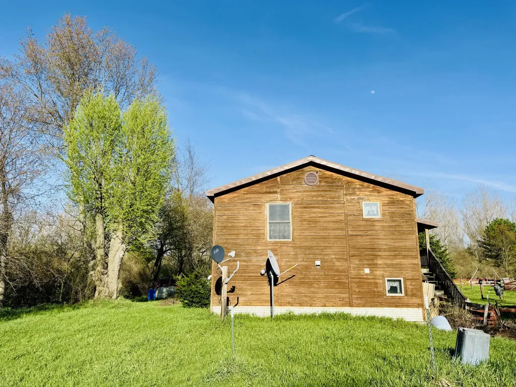 1525 S Poplar Road Custer Township MI 49405