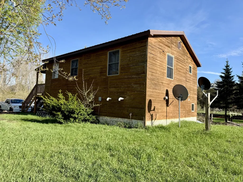 1525 S Poplar Road Custer Township MI 49405