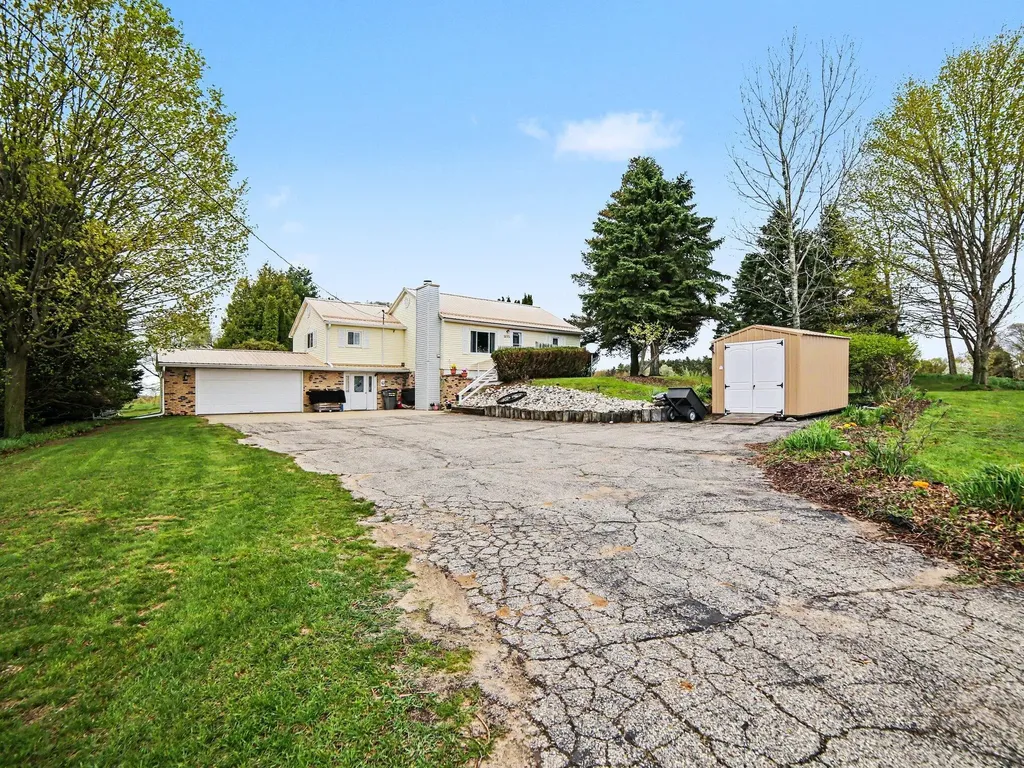 2330 W Tyler Road Hart Township MI 49420