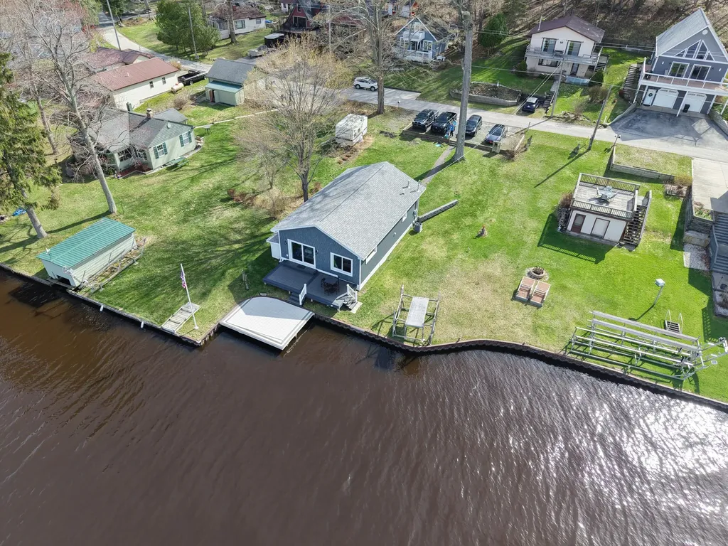 6292 Grace Avenue Hamlin Township MI 49431