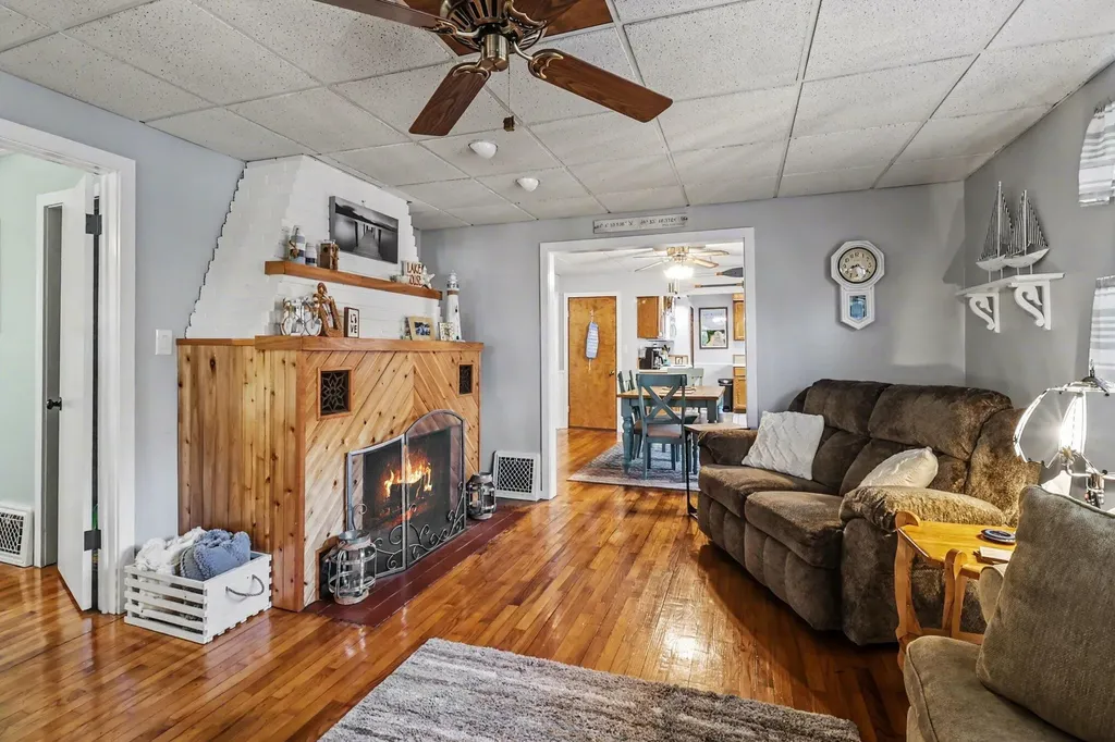 5989 W Barnhart Road Hamlin Township MI 49431