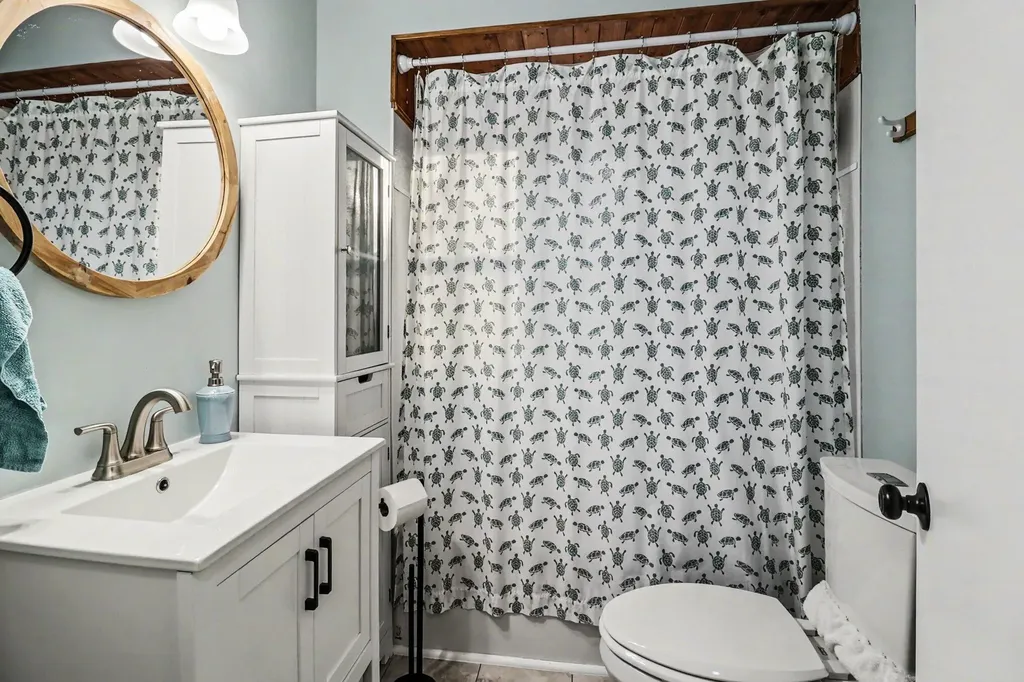 5989 W Barnhart Road Hamlin Township MI 49431